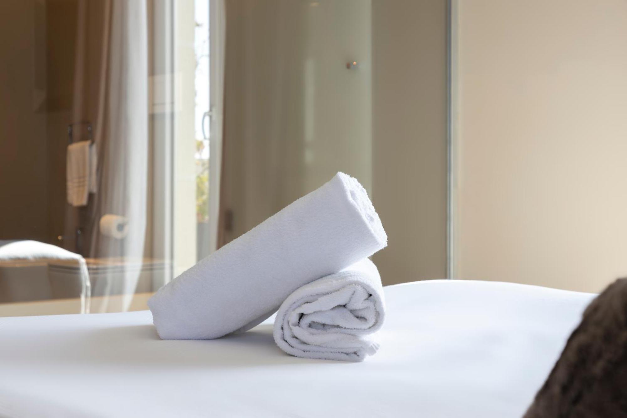 Milestone (Adults Only) Bed & Breakfast Quartu Sant'Elena Ngoại thất bức ảnh